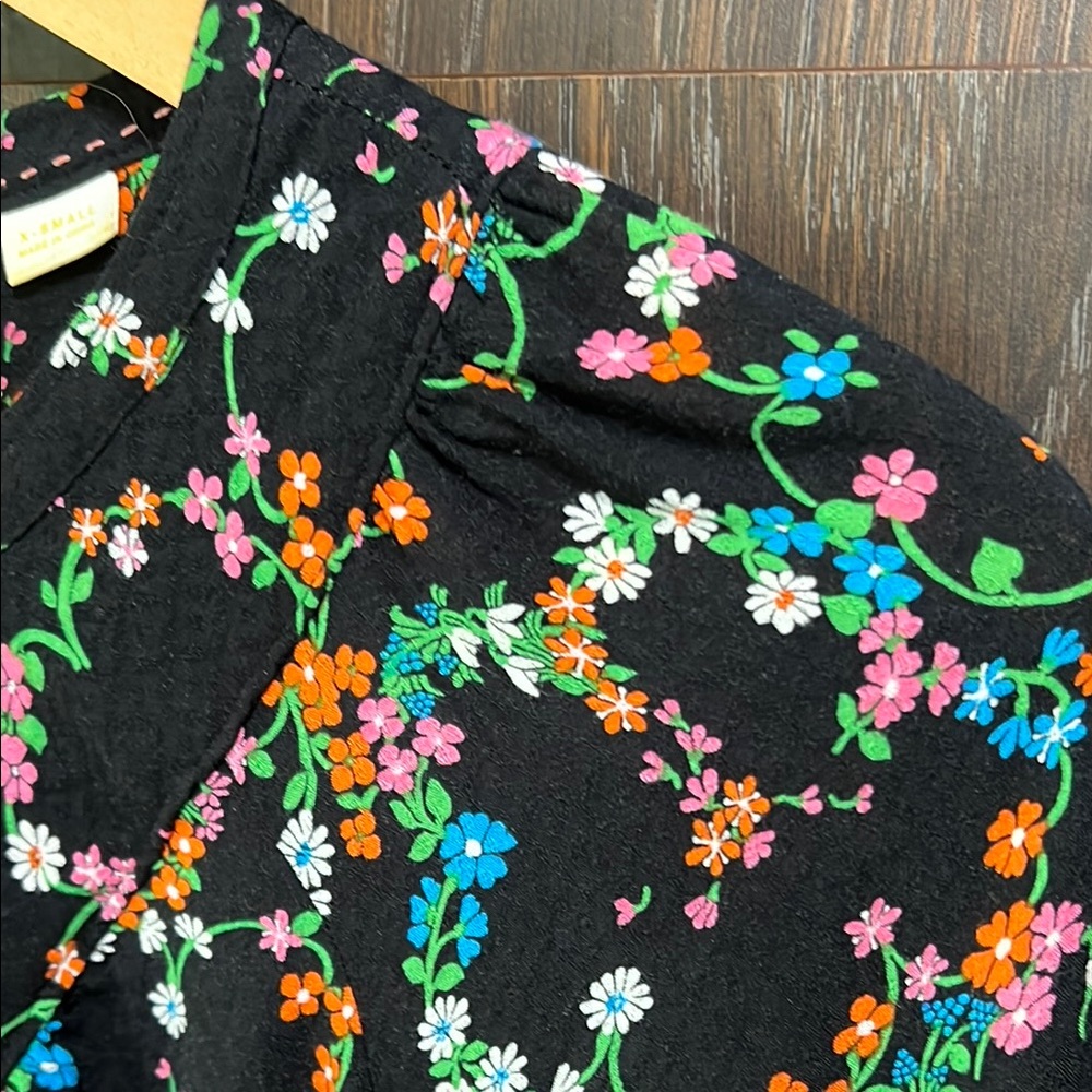 Maeve by Anthropologie, Floral Black Button-Up Blouse, x-small - Picture 4 of 7